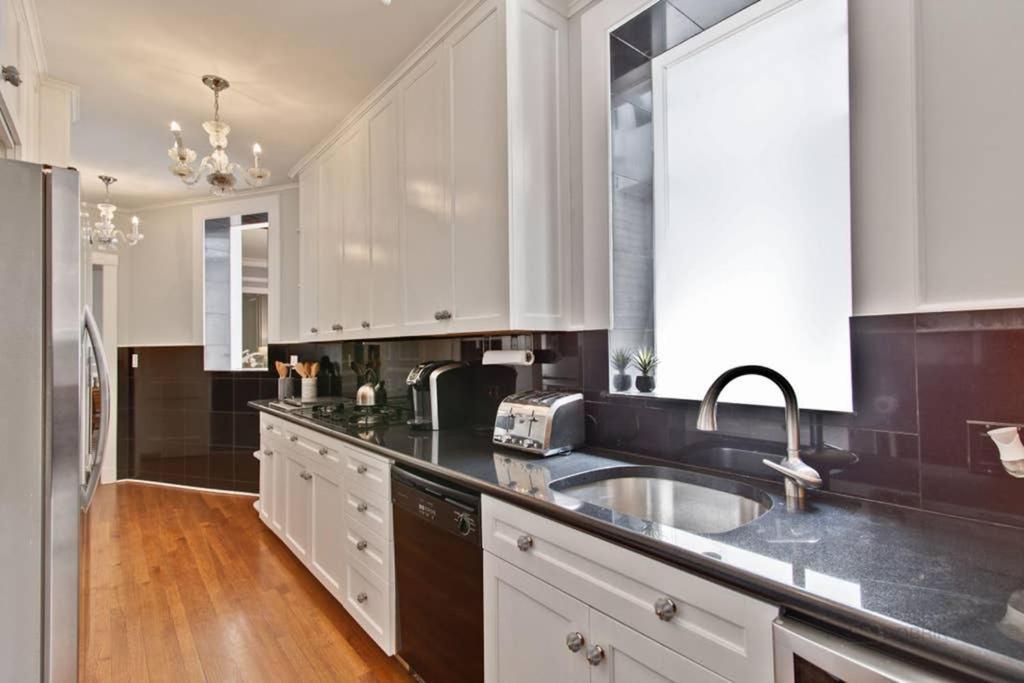 Historic Luxury Townhouse In Downtown Chicago Villa Eksteriør billede